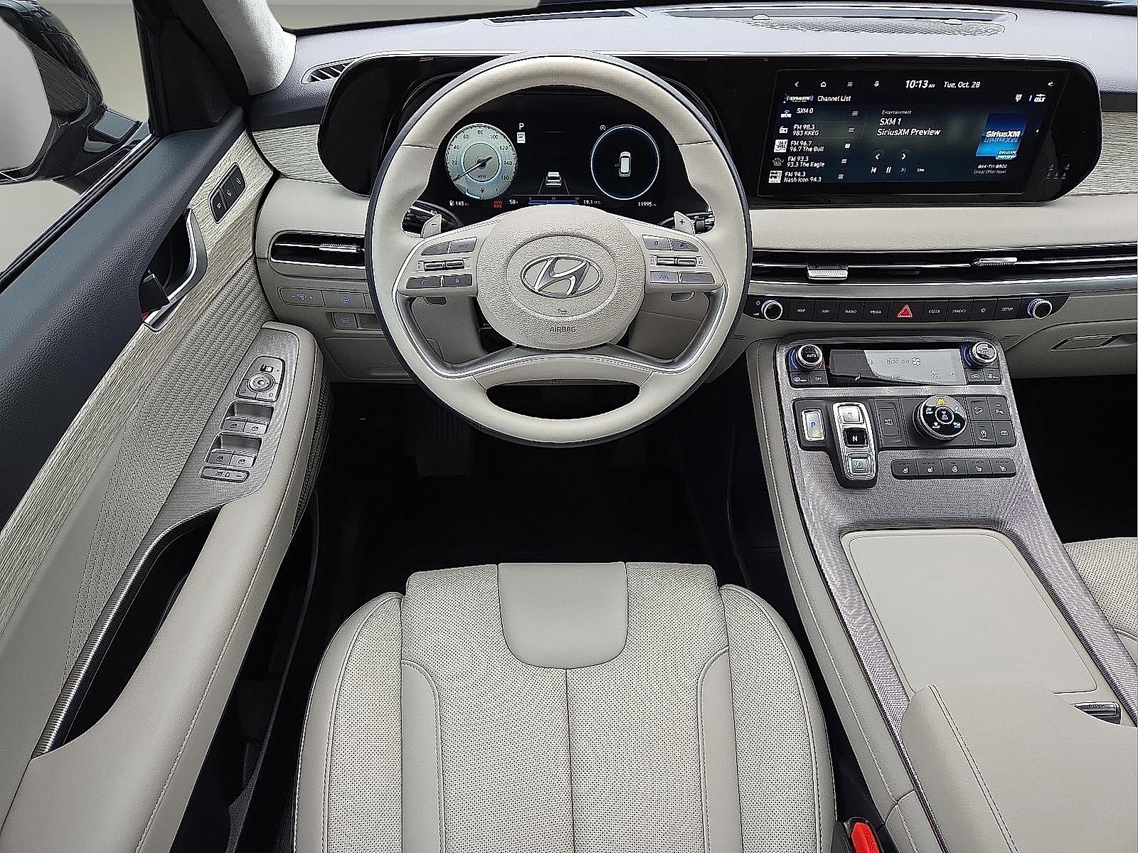 Used 2024 Hyundai Palisade Calligraphy image 13