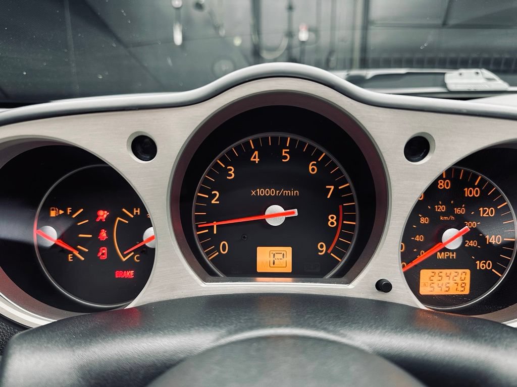 Used 2007 Nissan 350Z Enthusiast RWD image 27