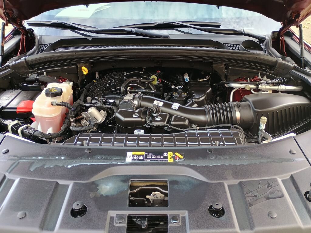 Used 2023 Jeep Grand Cherokee L Laredo image 24