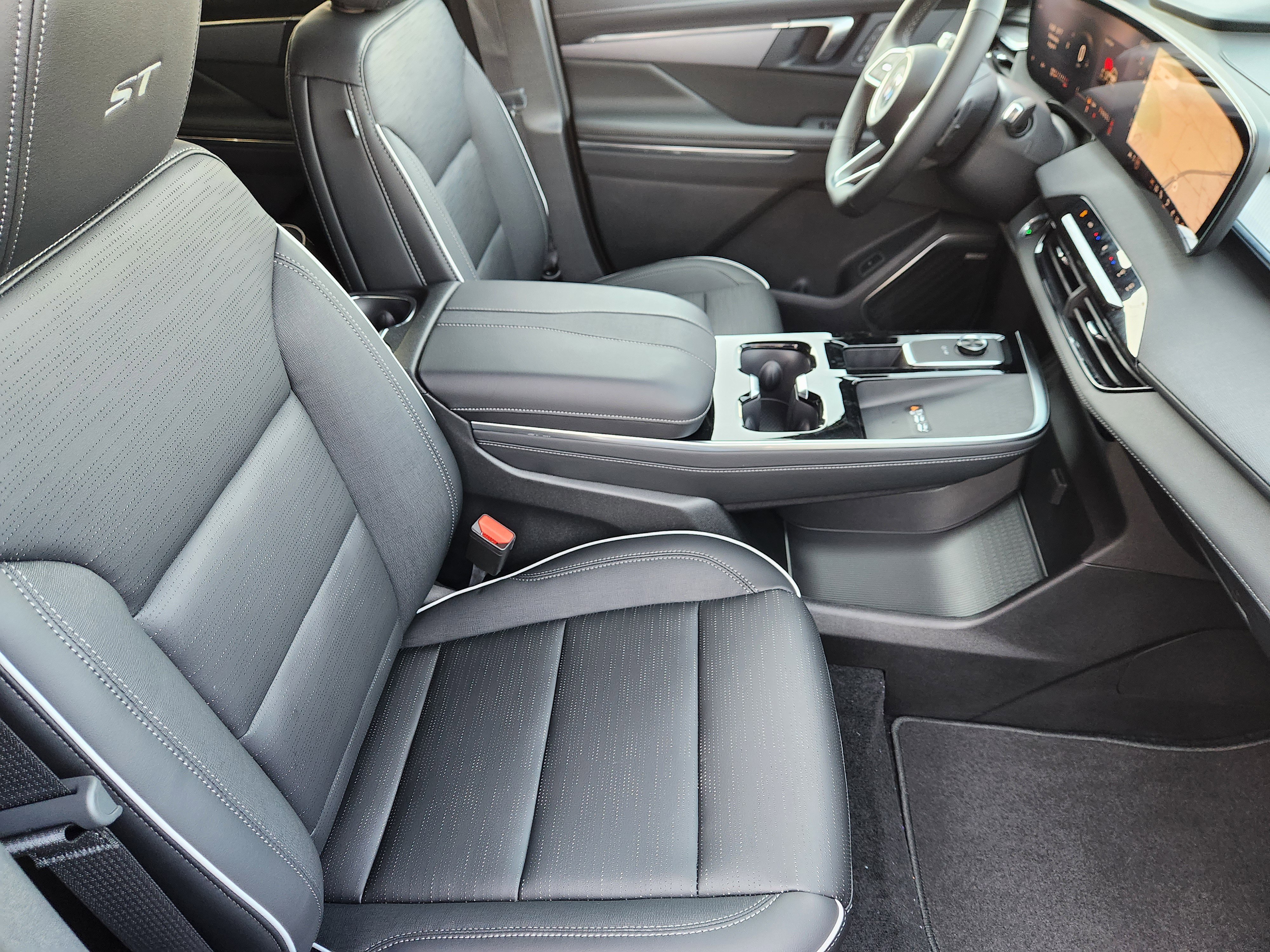 New 2026 Buick Enclave Sport Touring w/ Power Package FWD image 10