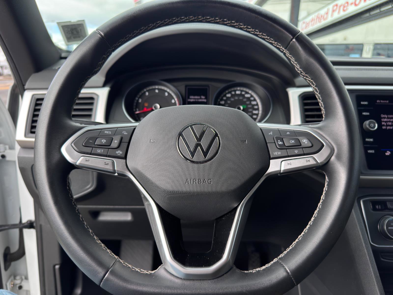 Used 2021 Volkswagen Atlas Cross Sport SE image 17