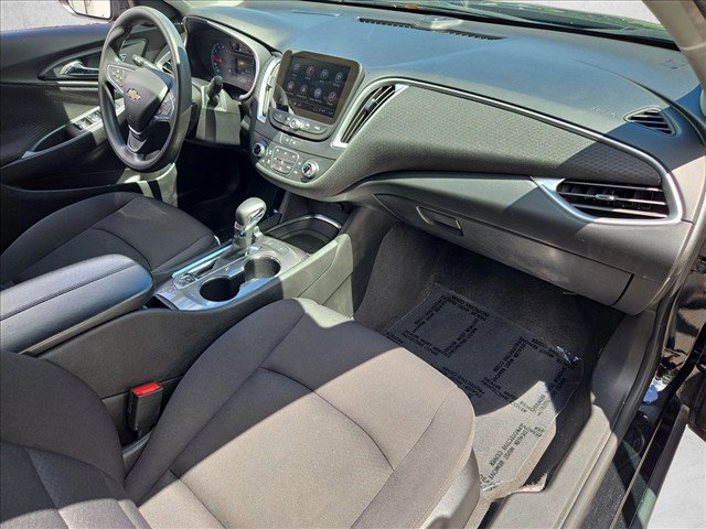 Used 2025 Chevrolet Malibu LT FWD image 21