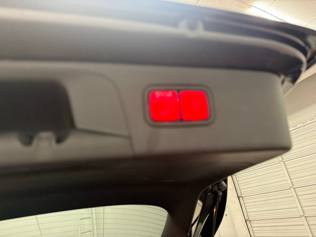 Used 2022 Mercedes-Benz GLC 300 image 28