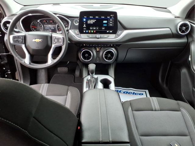 Used 2025 Chevrolet Blazer LT FWD image 12