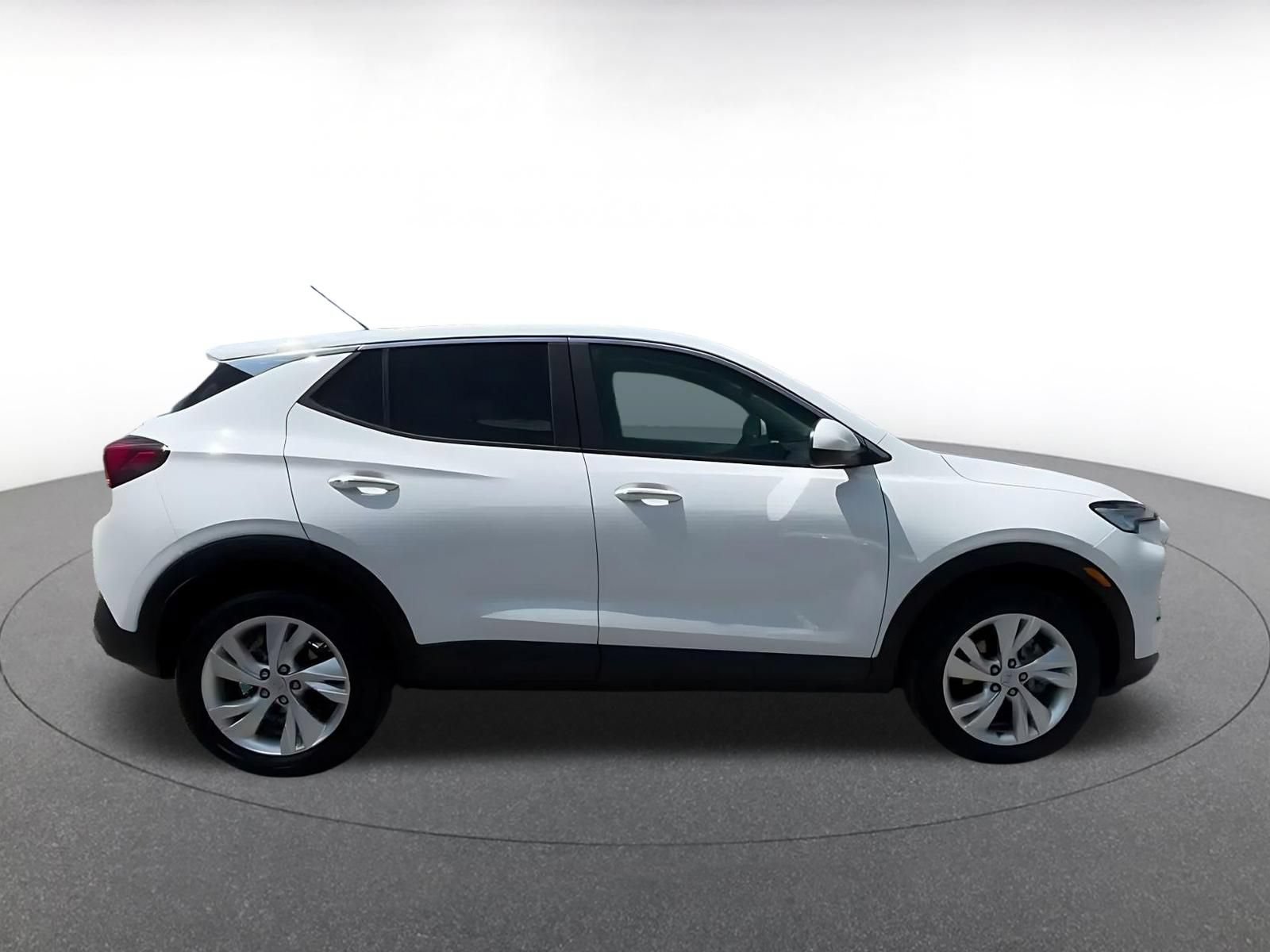 Used 2026 Buick Encore GX Preferred AWD/4WD image 15