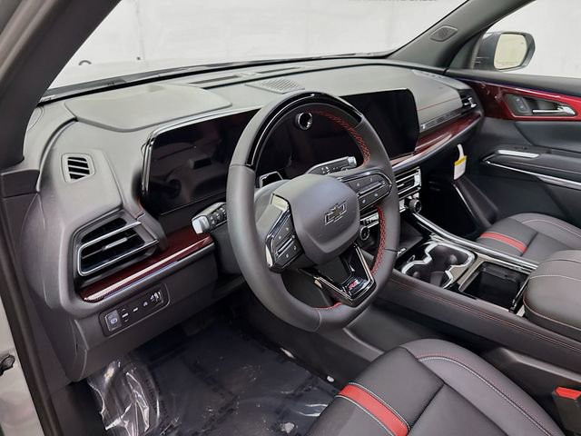 New 2026 Chevrolet Traverse RS w/ LPO, Floor Liner Package image 11