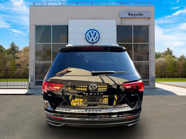 Certified 2023 Volkswagen Tiguan SE w/ Panoramic Sunroof Package image 6