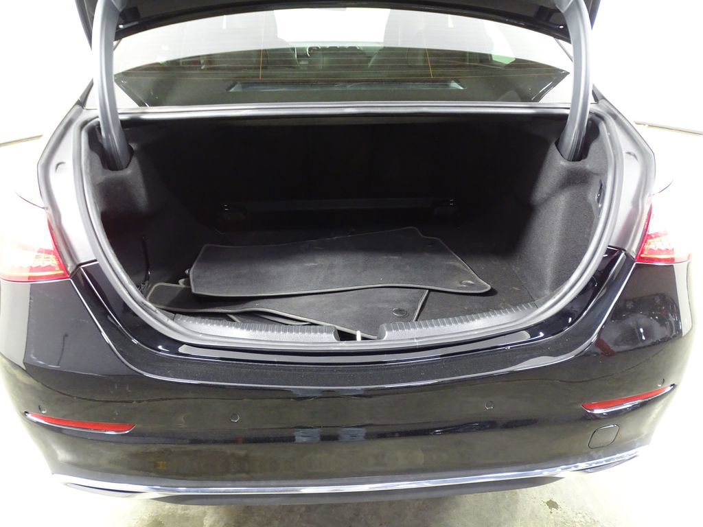 Used 2024 Mercedes-Benz C 300 Sedan image 14