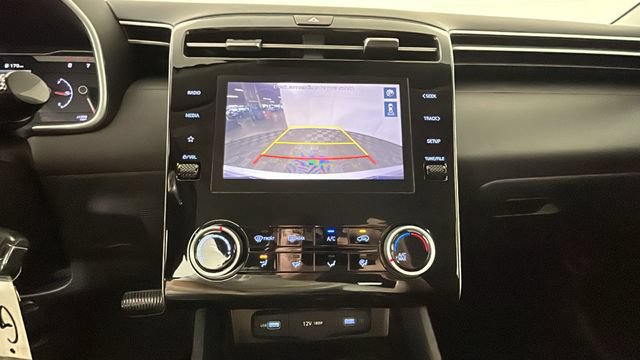 Certified 2023 Hyundai Tucson SE FWD image 24