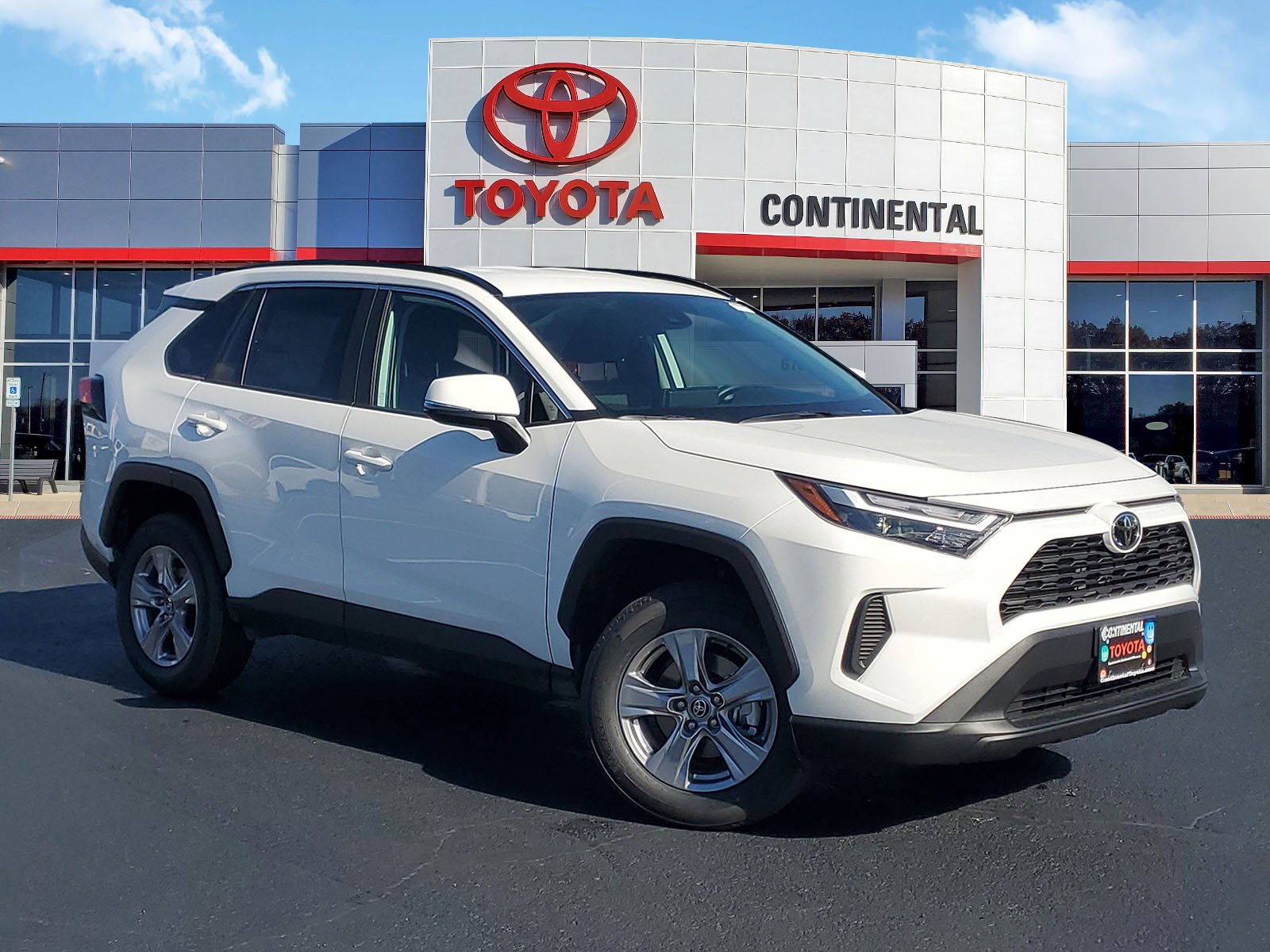 New 2025 Toyota RAV4 XLE