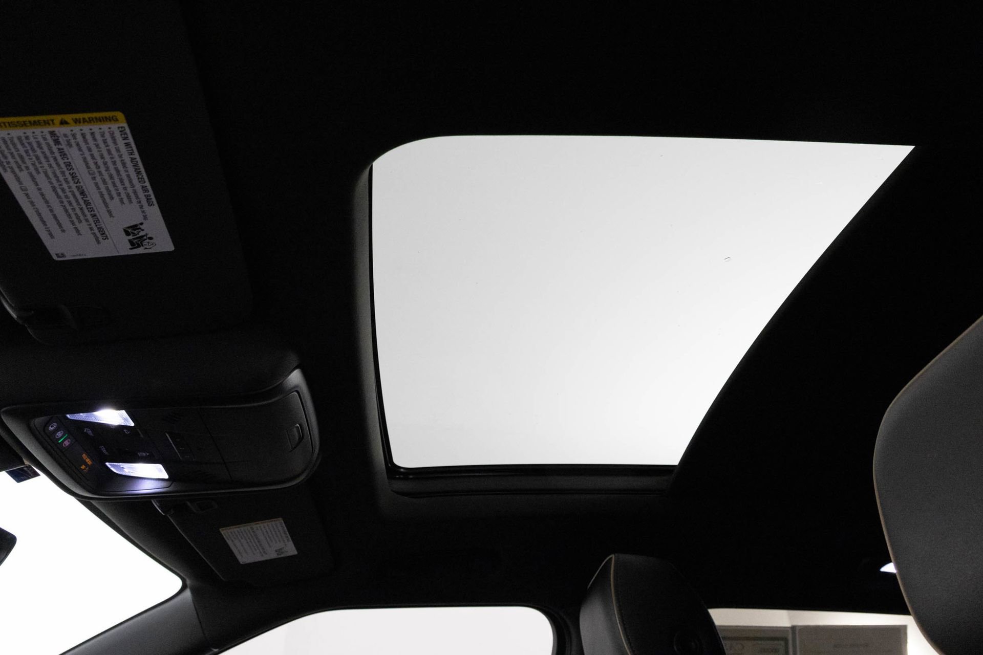 Used 2020 Chevrolet Blazer Premier w/ Driver Confidence II Package image 32