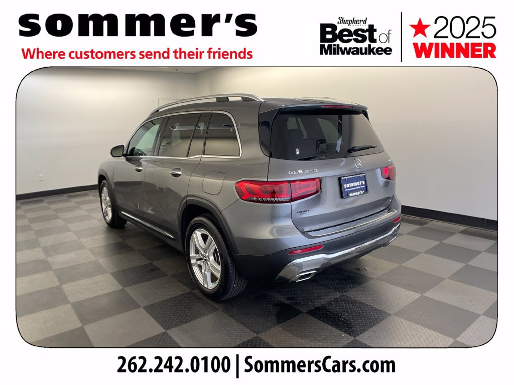 Used 2021 Mercedes-Benz GLB 250 4MATIC image 3