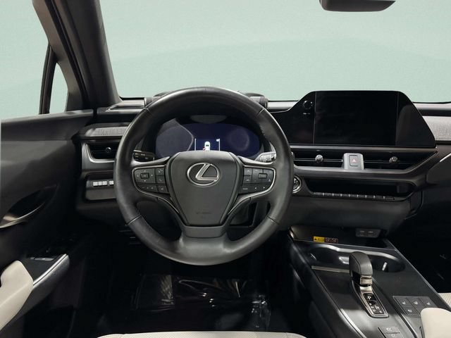 Used 2025 Lexus UX 300h AWD w/ Cold Area Package image 10
