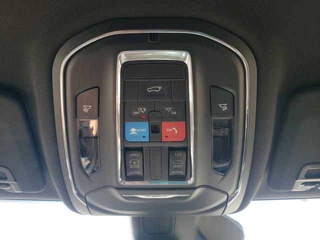 Used 2023 Jeep Grand Cherokee L Laredo AWD/4WD image 26