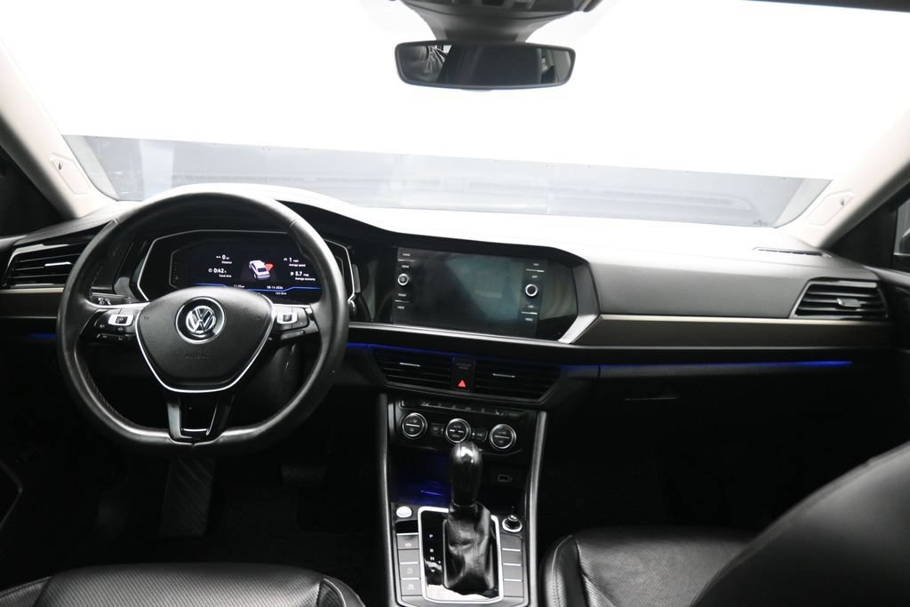 Used 2020 Volkswagen Jetta SEL Premium FWD image 38