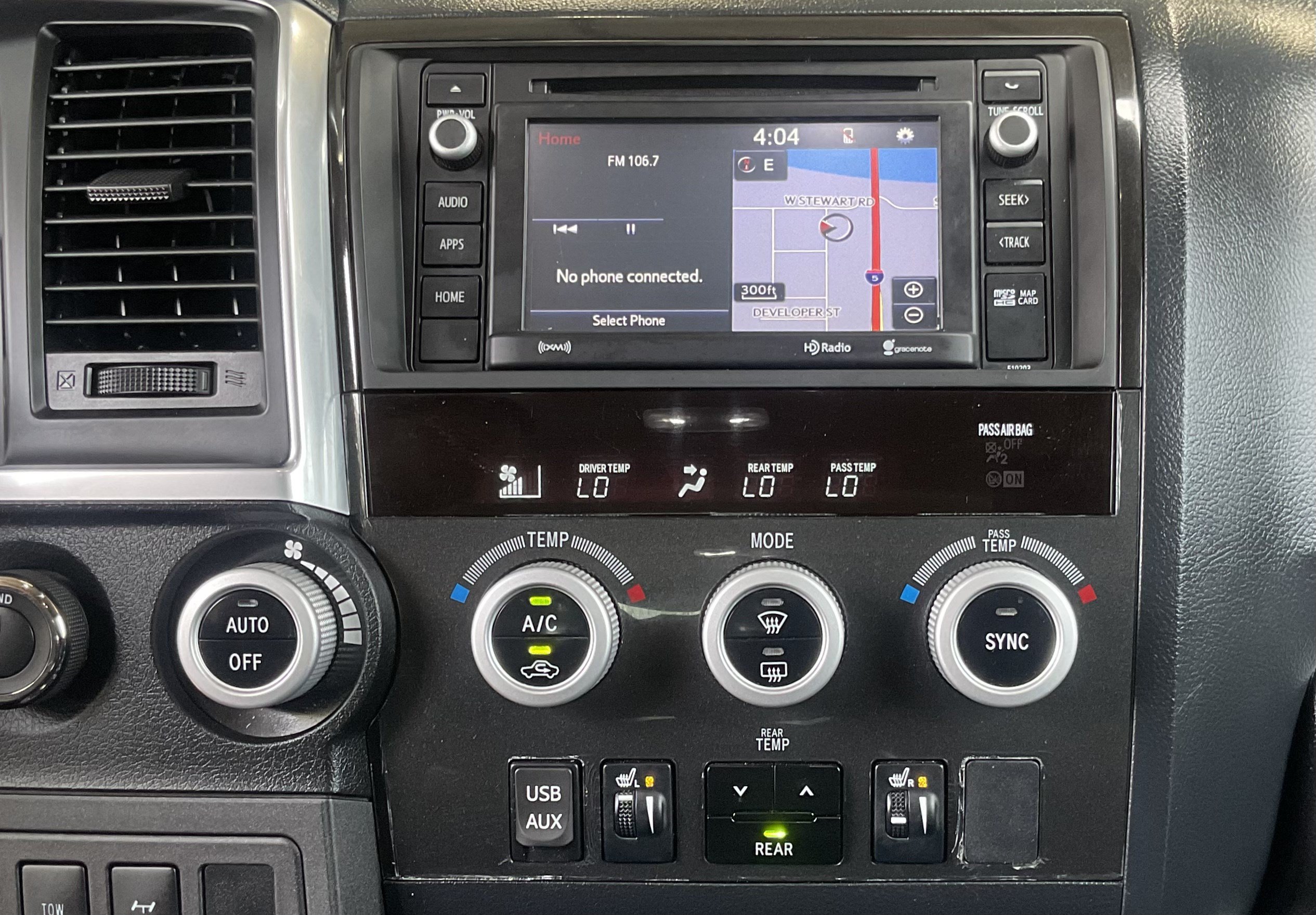 Used 2018 Toyota Sequoia TRD Sport AWD/4WD image 16
