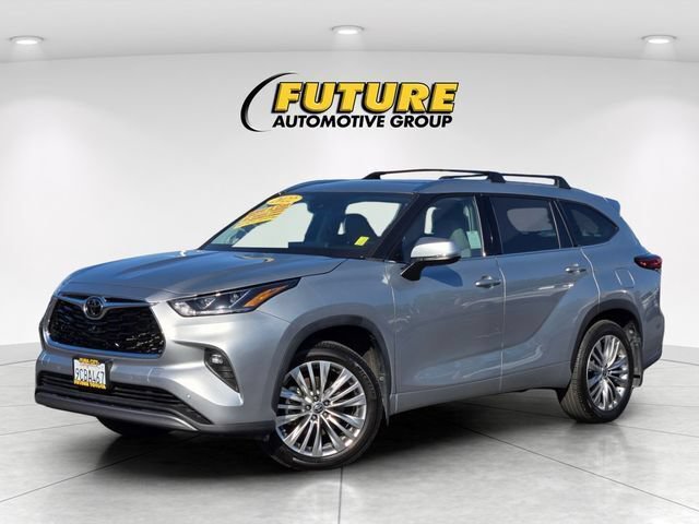 Used 2022 Toyota Highlander Platinum AWD/4WD image 10