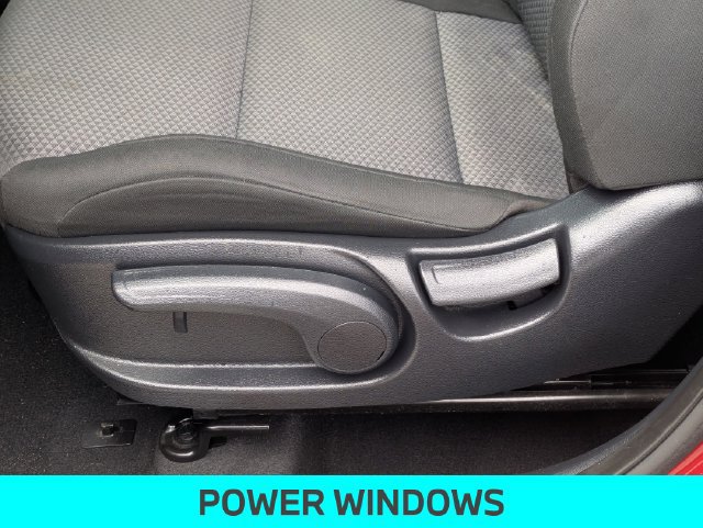 Used 2025 Kia Soul LX FWD image 14