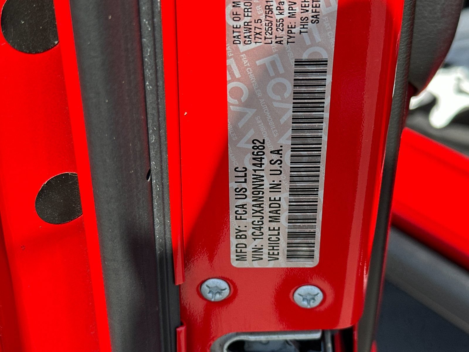 Used 2022 Jeep Wrangler Sport AWD/4WD image 34
