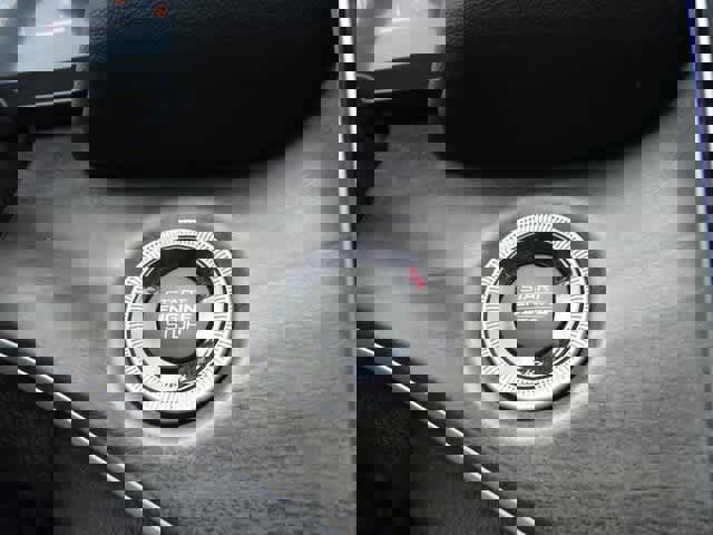 Used 2023 Jeep Grand Cherokee Limited image 25