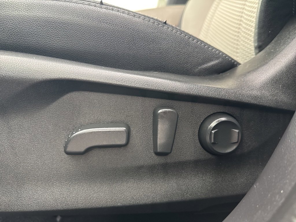 Used 2019 Subaru Forester Premium w/ All-Weather Package image 11