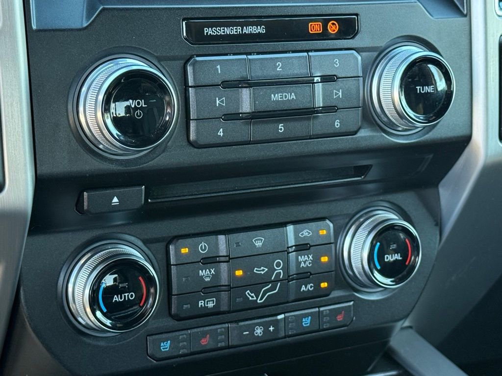 Certified 2018 Ford F450 Platinum w/ Platinum Ultimate Package image 11