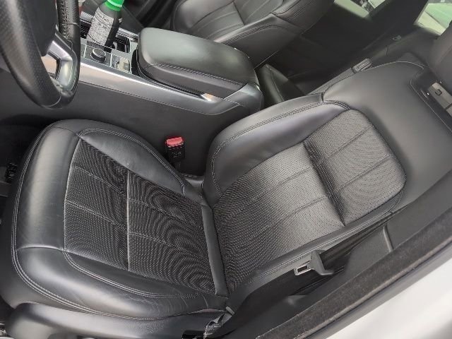 Used 2020 Land Rover Range Rover Sport HSE image 24