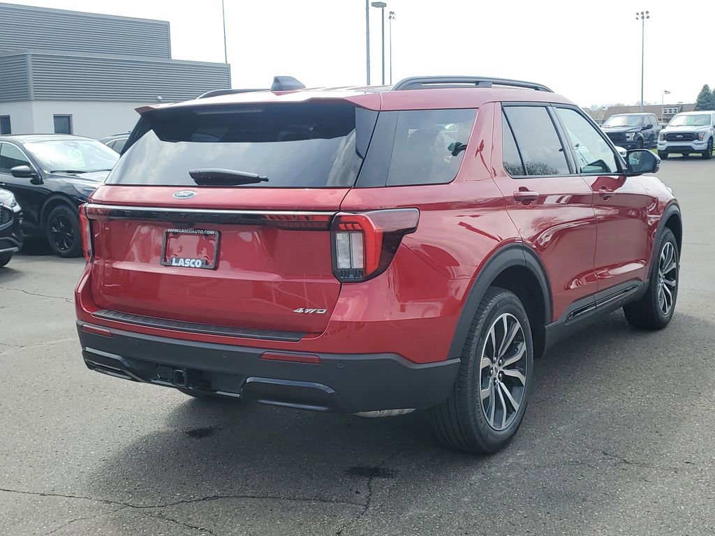 New 2026 Ford Explorer ST-Line AWD/4WD image 4