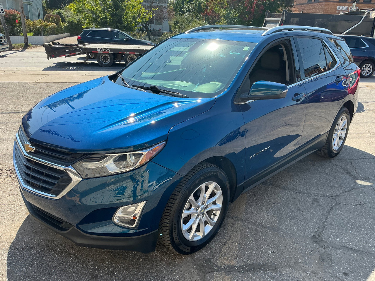 Used 2019 Chevrolet Equinox LT w/ Sun & Navigation Package image 7