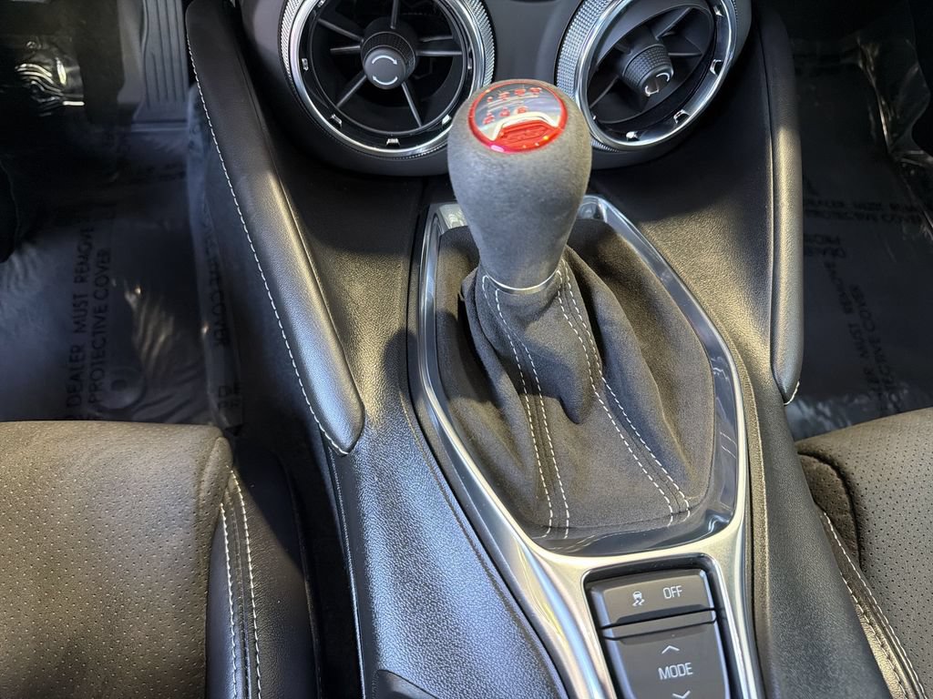 Certified 2022 Chevrolet Camaro SS RWD image 16