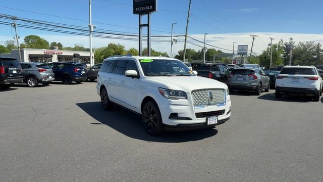 Used 2023 Lincoln Navigator L Reserve AWD/4WD image 2
