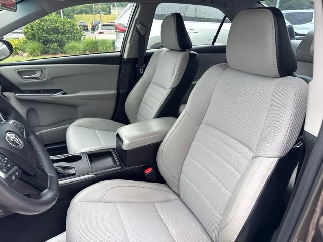 Used 2017 Toyota Camry SE FWD image 24