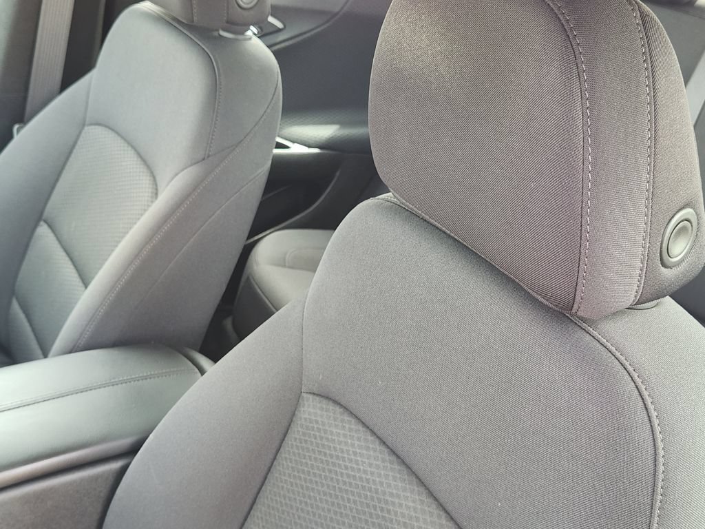 Used 2023 Chevrolet Malibu LT FWD image 15