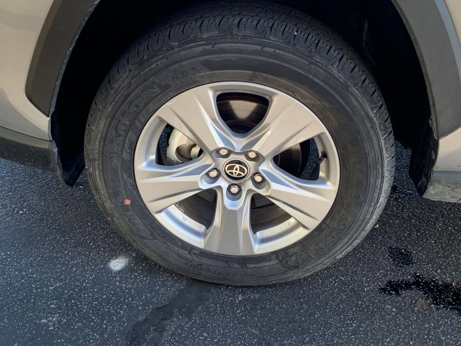 Used 2025 Toyota RAV4 LE image 29