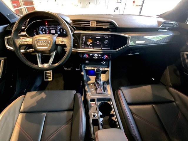 Certified 2025 Audi Q3 2.0T Premium Plus w/ Premium Plus Package AWD/4WD image 14