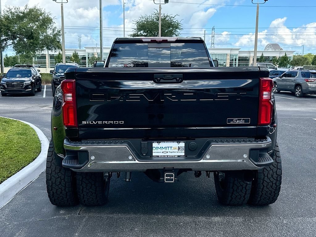 New 2026 Chevrolet Silverado 3500 LTZ w/ LTZ Convenience Package AWD/4WD image 6