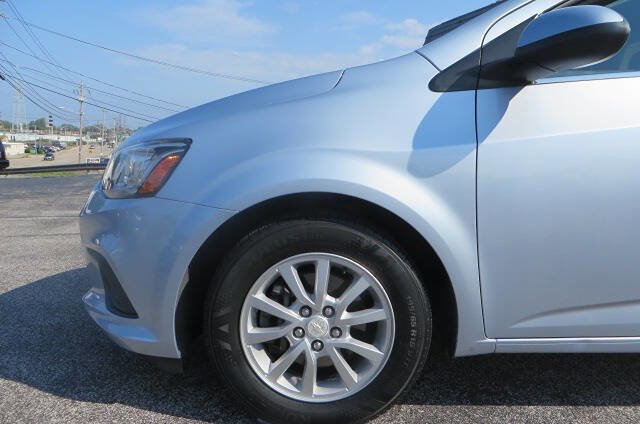 Used 2017 Chevrolet Sonic LT w/ Convenience Package image 28