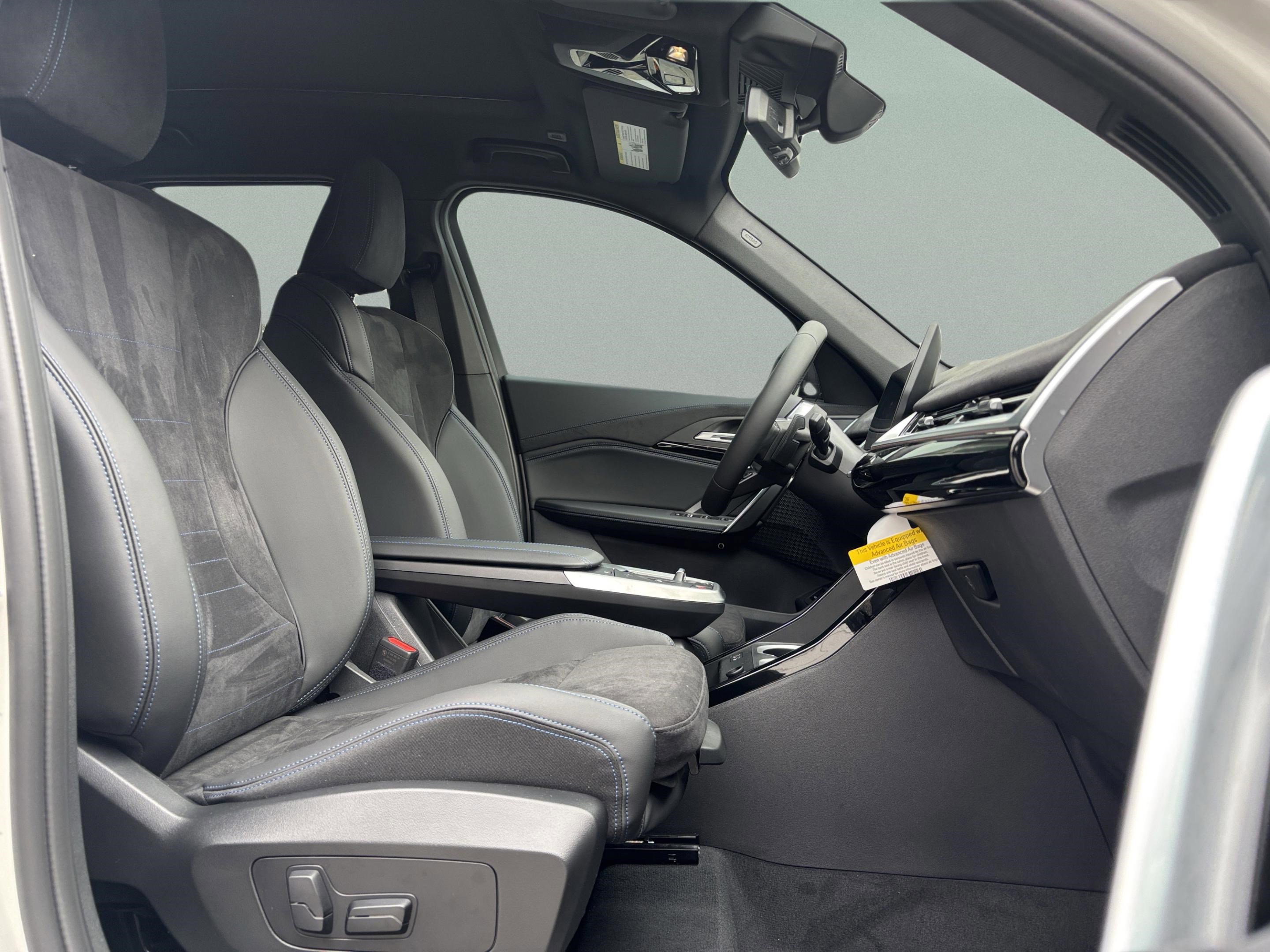 Used 2026 BMW X1 xDrive28i w/ Technology Package image 21