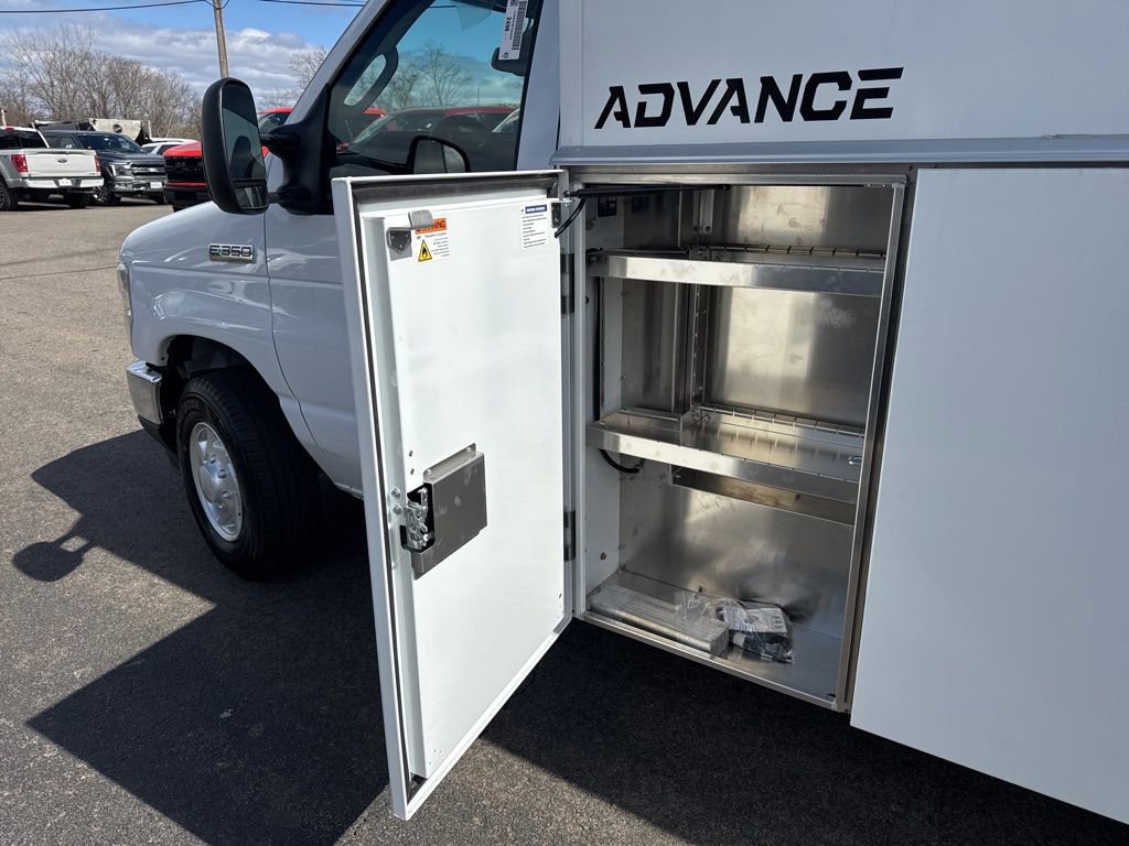 New 2026 Ford E-350 and Econoline 350 Super Duty w/ Power Equipment Group image 12