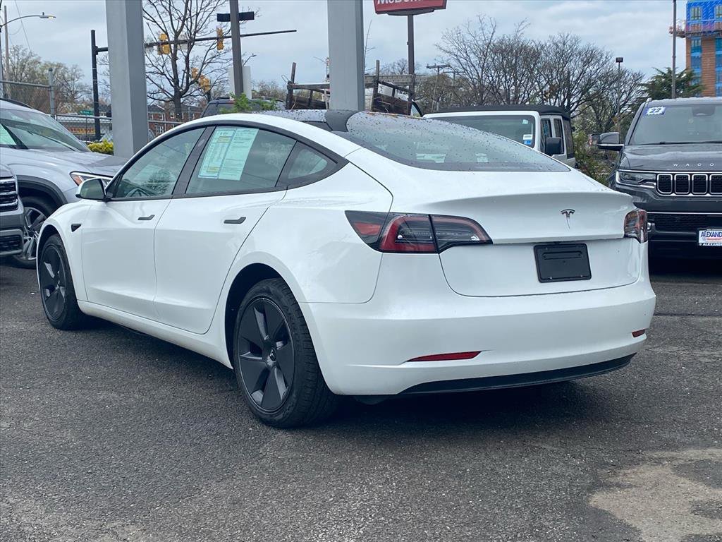 Used 2023 Tesla Model 3 Standard Range RWD image 5