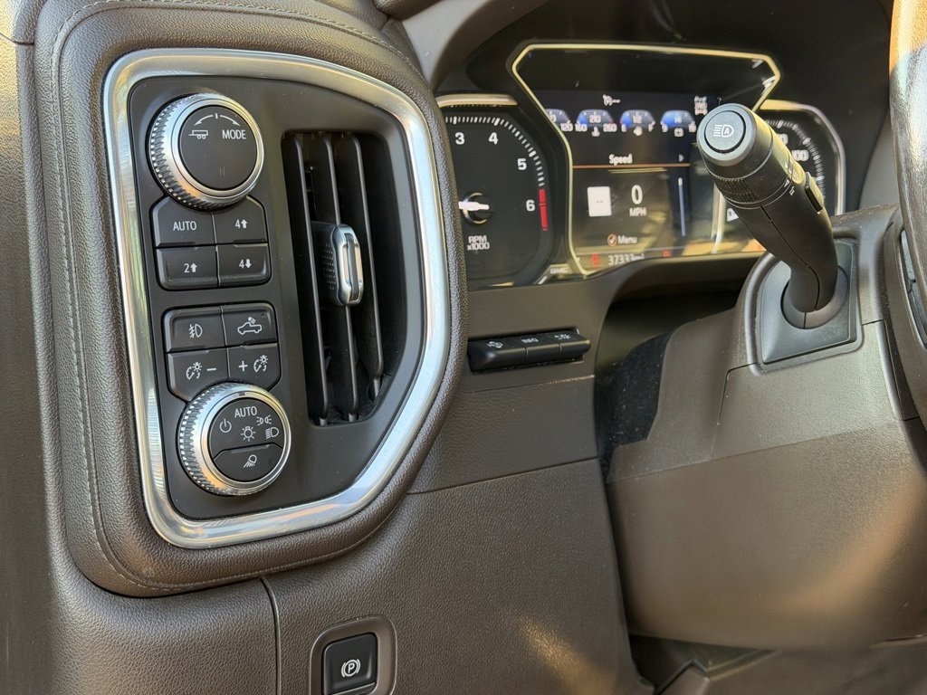 Used 2021 GMC Sierra 3500 Denali w/ Denali Ultimate Package image 22