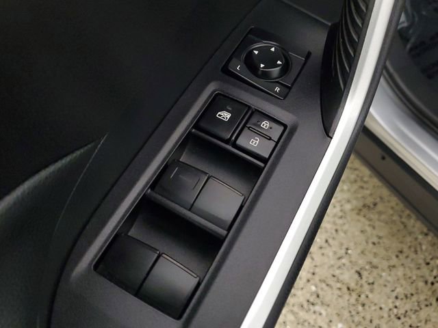 Used 2021 Toyota RAV4 LE image 21