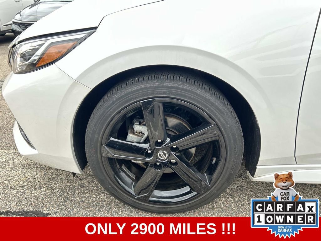 Certified 2022 Nissan Sentra SR w/ SR Premium Package FWD image 9