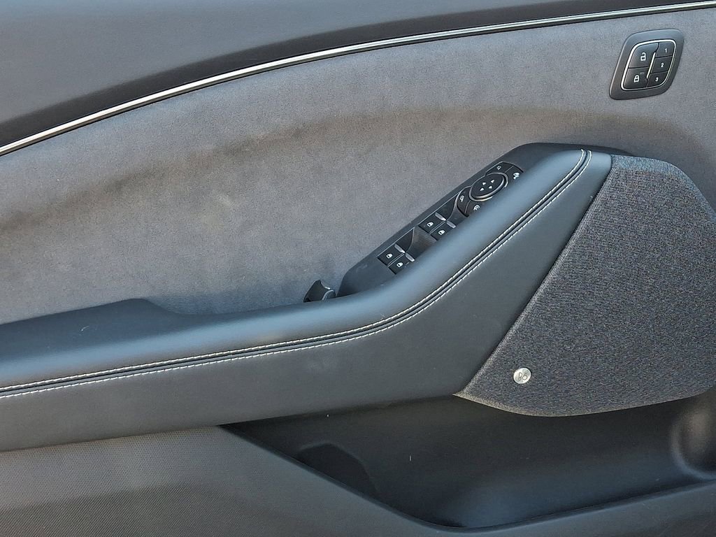 Certified 2025 Ford Mustang Mach-E GT image 13