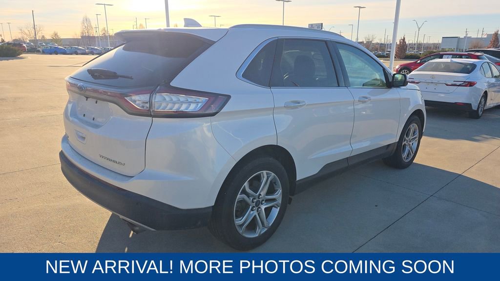 Used 2015 Ford Edge Titanium w/ Technology Package image 4