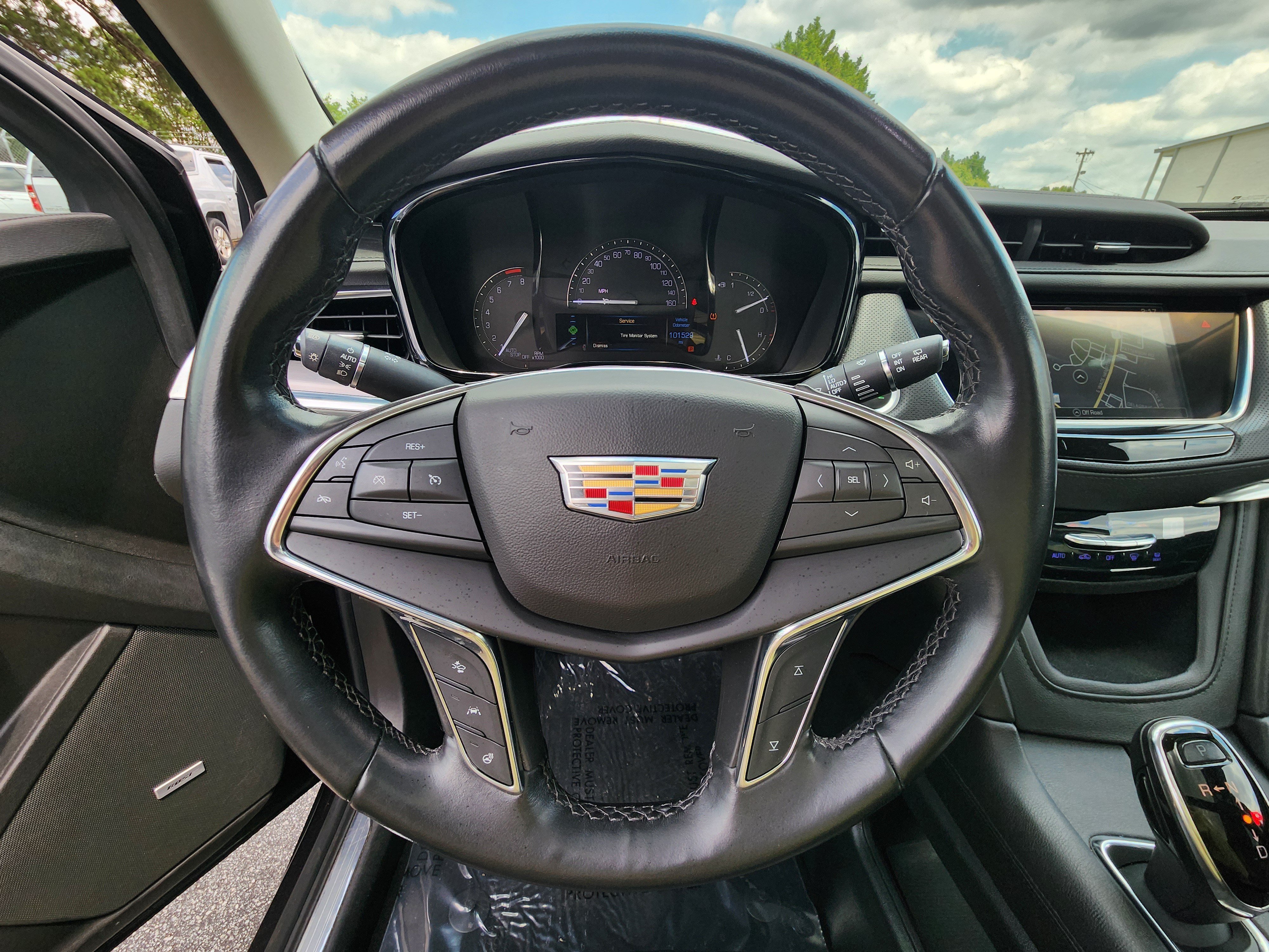 Used 2019 Cadillac XT5 Luxury FWD image 18