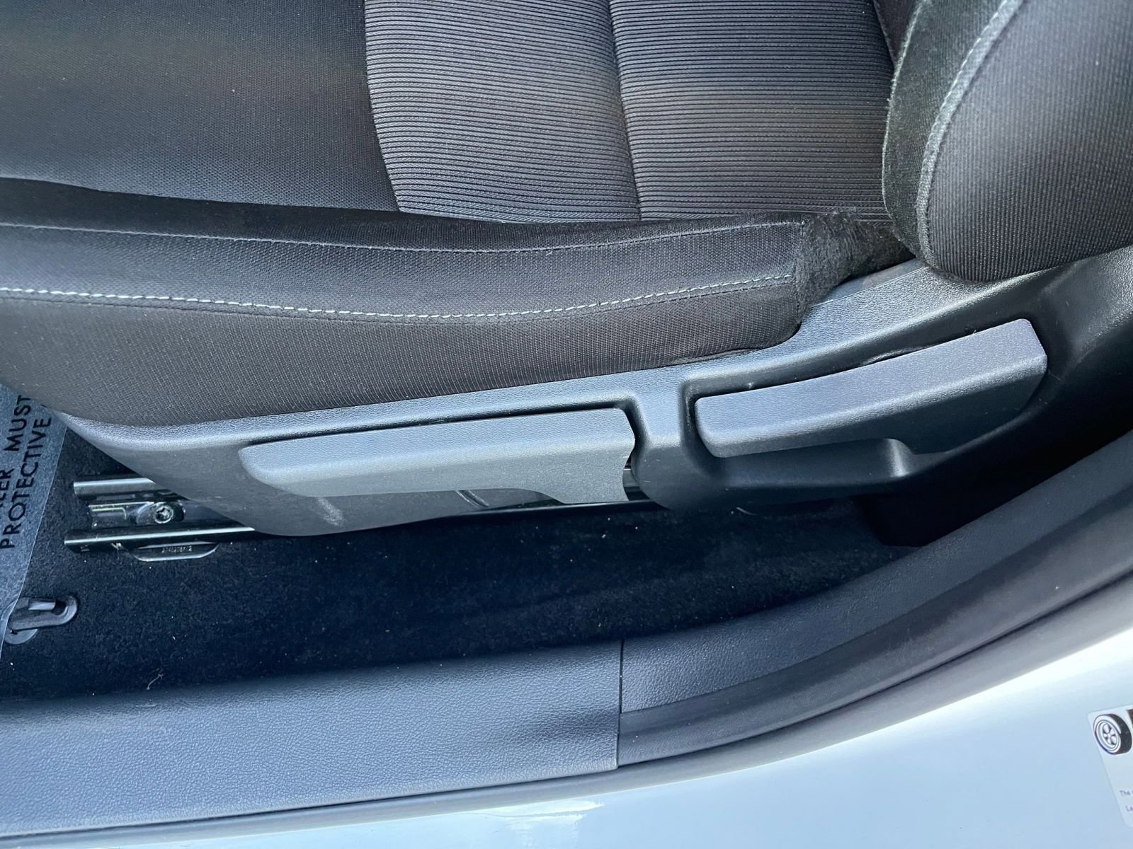 Used 2025 Nissan Sentra SV image 22