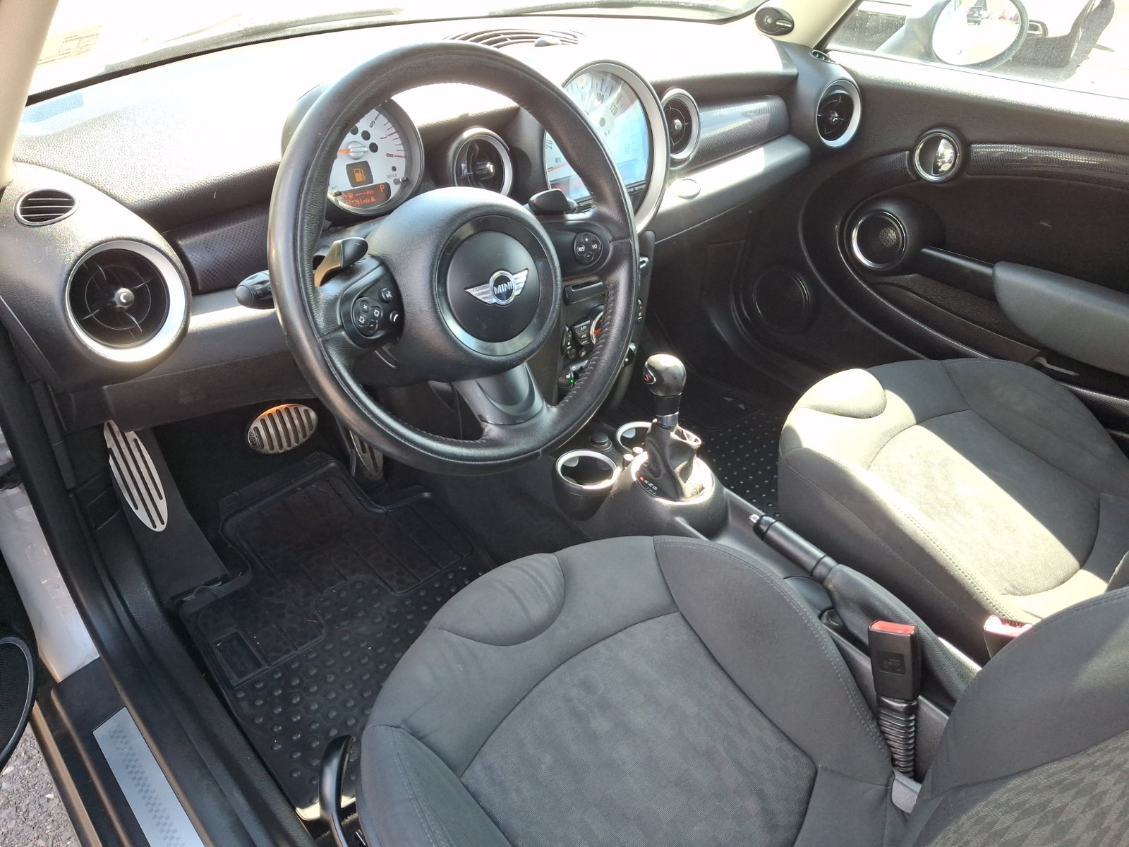 Used 2011 MINI Cooper Clubman S FWD image 11