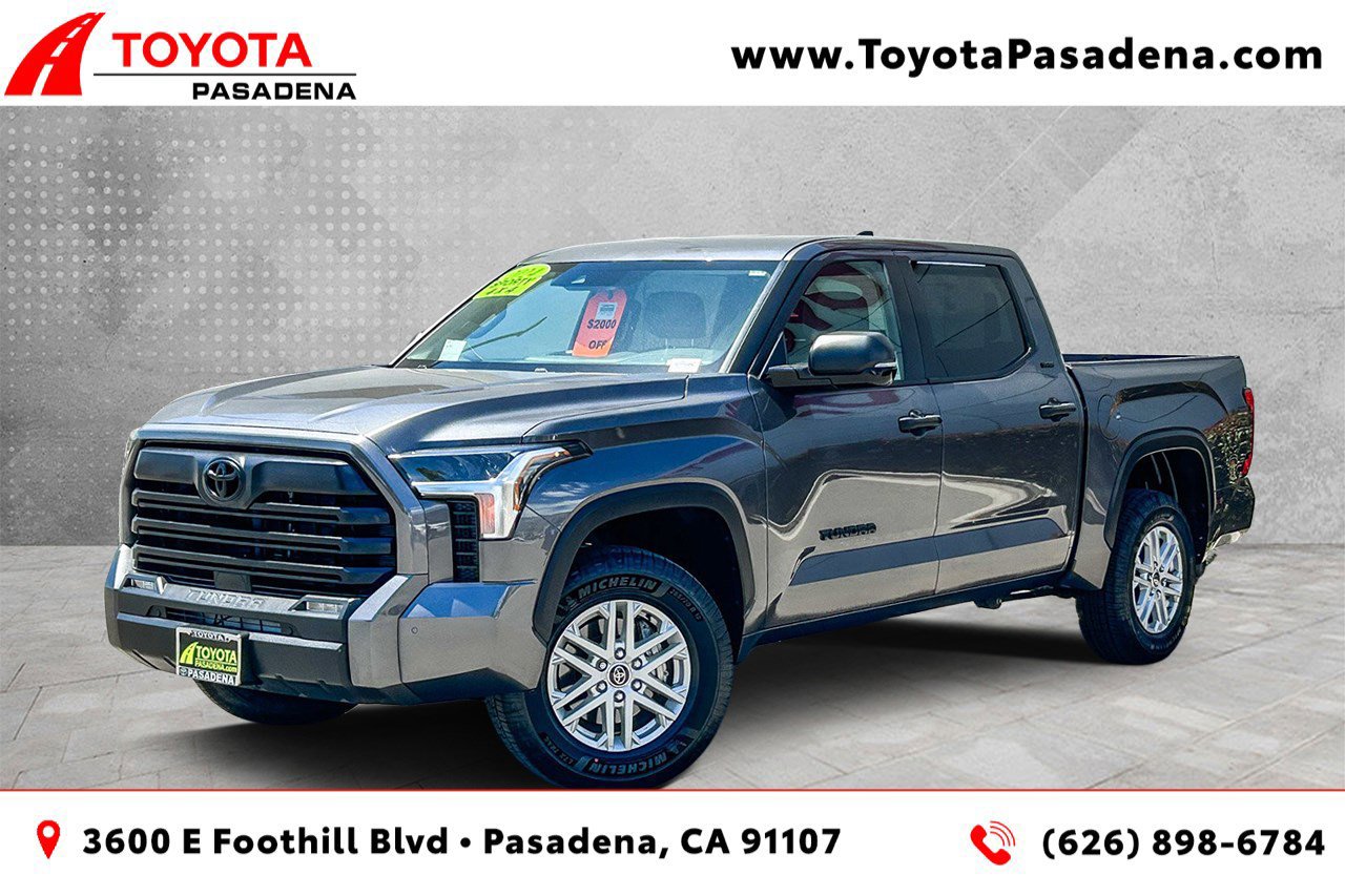 Used 2024 Toyota Tundra SR5 w/ SR5 Convenience Package AWD/4WD image 1