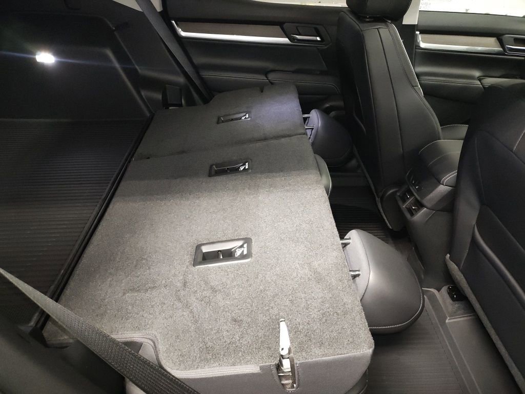 New 2026 GMC Terrain Denali w/ LPO, Floor Liner Package image 13